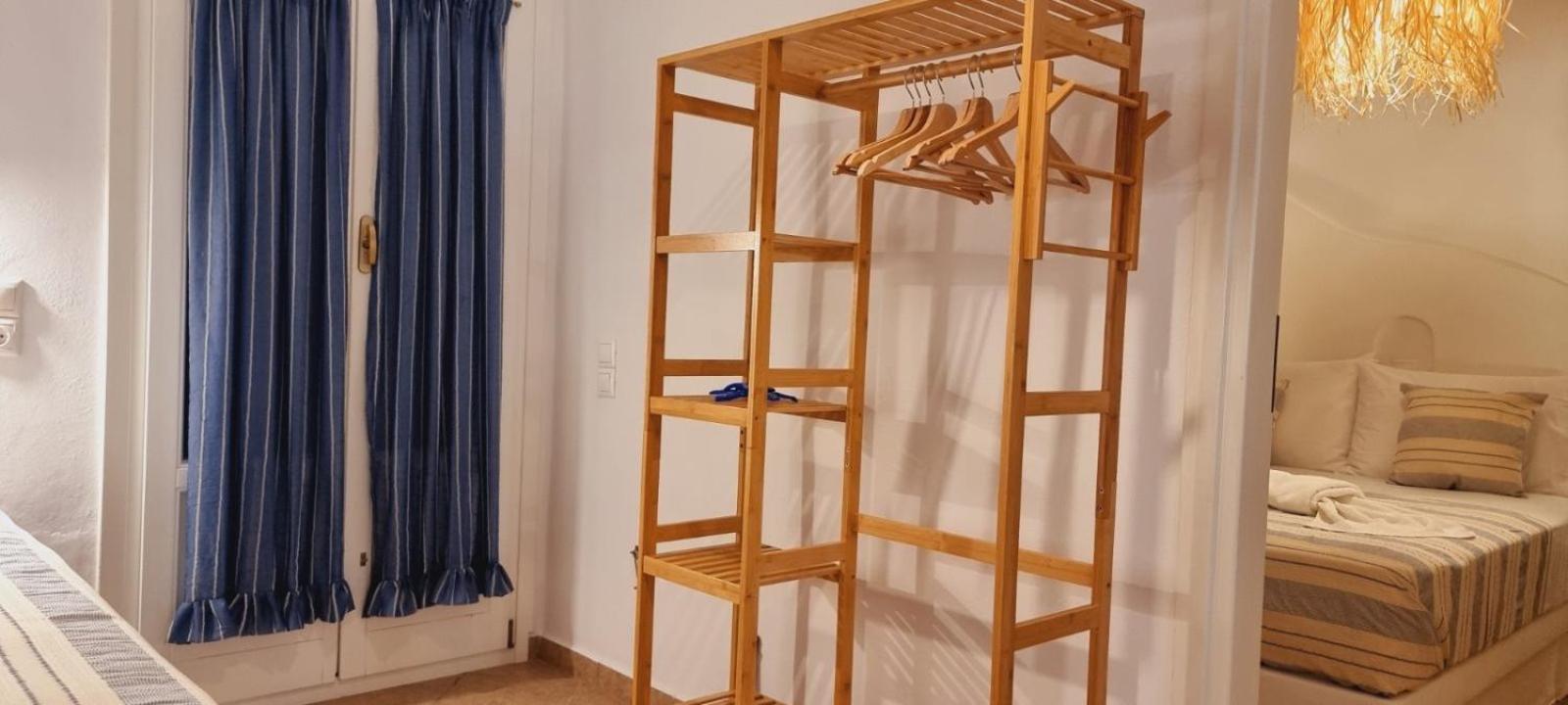 Syros Apartments Suites Chryssonisos Kini Екстериор снимка
