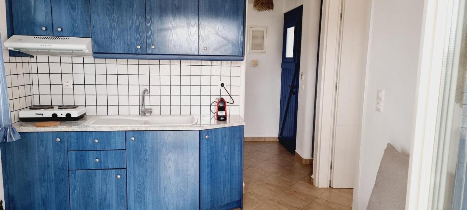 Syros Apartments Suites Chryssonisos Kini Екстериор снимка