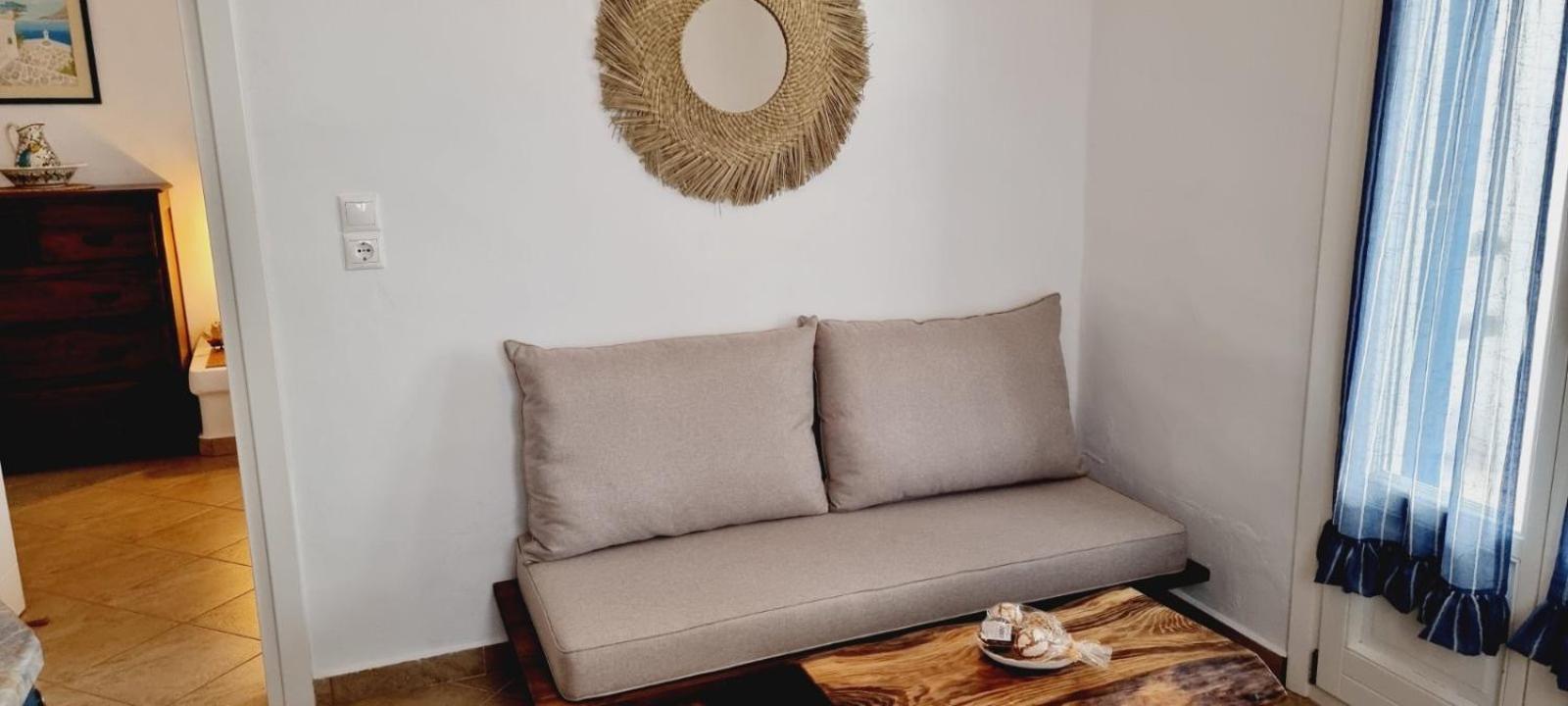 Syros Apartments Suites Chryssonisos Kini Екстериор снимка