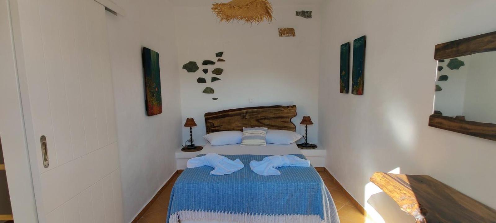Syros Apartments Suites Chryssonisos Kini Екстериор снимка