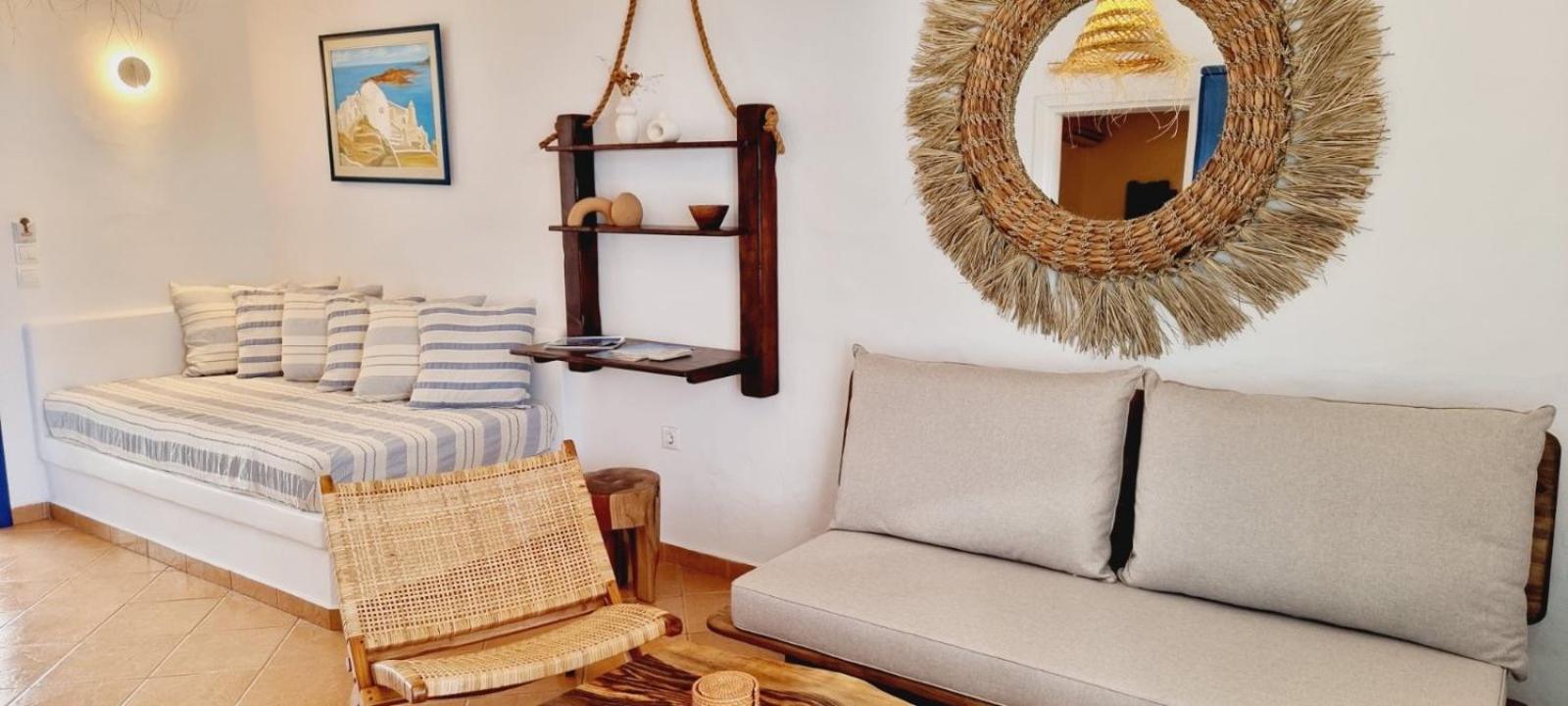 Syros Apartments Suites Chryssonisos Kini Екстериор снимка