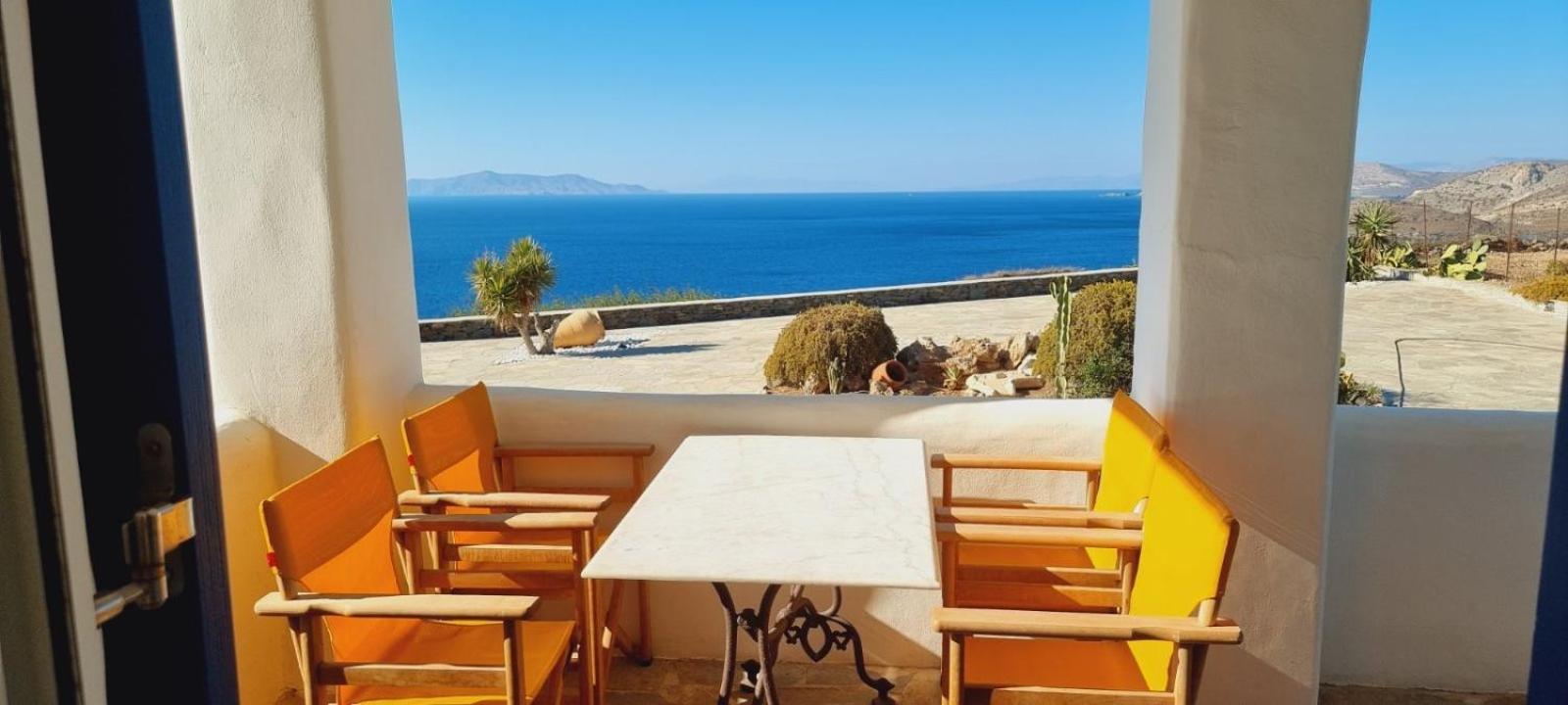Syros Apartments Suites Chryssonisos Kini Екстериор снимка