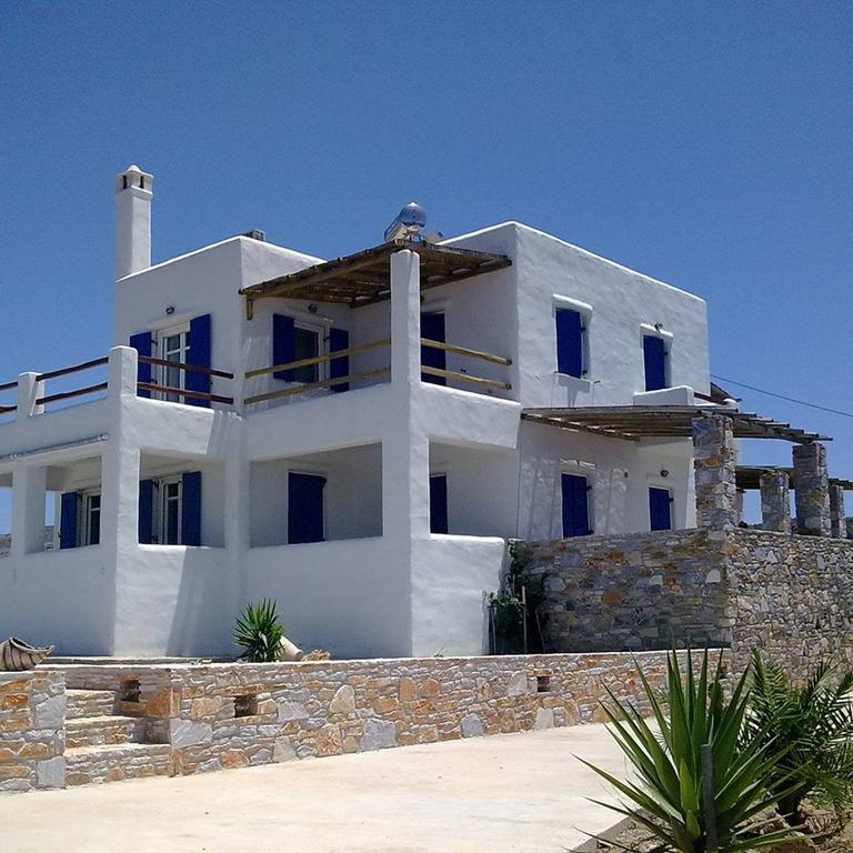 Syros Apartments Suites Chryssonisos Kini Екстериор снимка